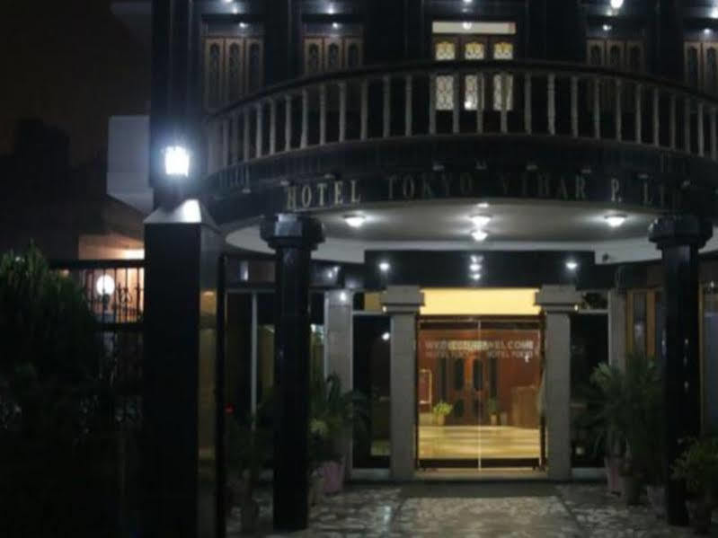 Hotel Tokyo Vihar Bodhgaya Bagian luar foto